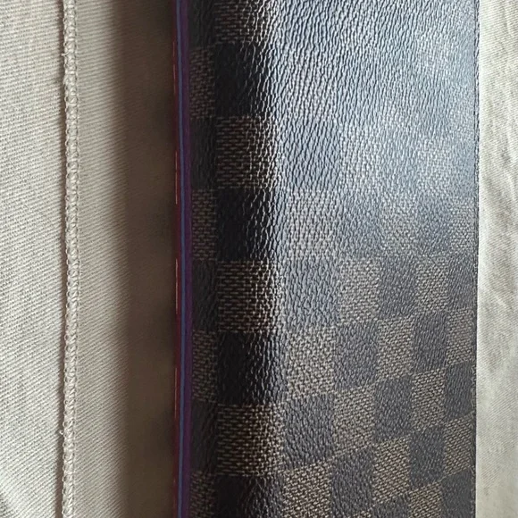 Authentic LV Zippy wallet. Limited holiday edition. - Picture 6 of 13